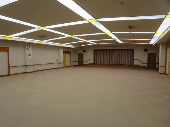 【２階】トレーニング室　収容人数　100人